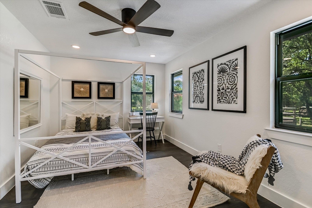 4717 Sam Bass Rd - Photo 20