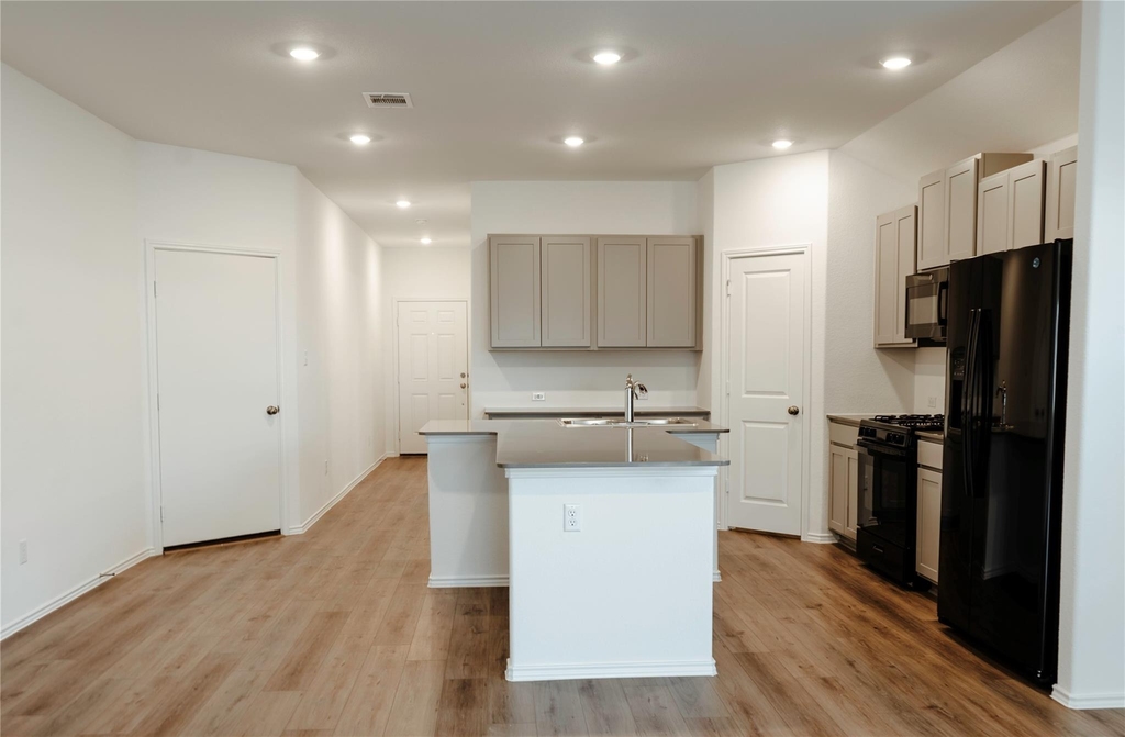 603 Water Way Ave - Photo 6
