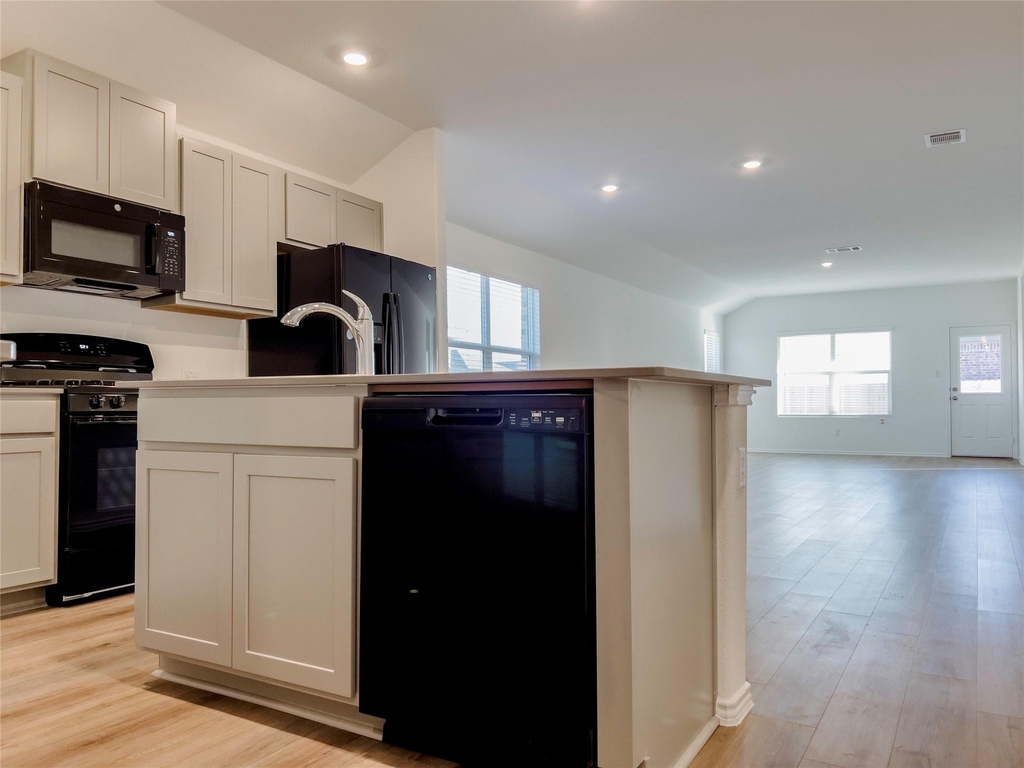 603 Water Way Ave - Photo 10