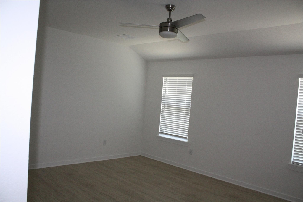 10109 Curb Strap Dr - Photo 9
