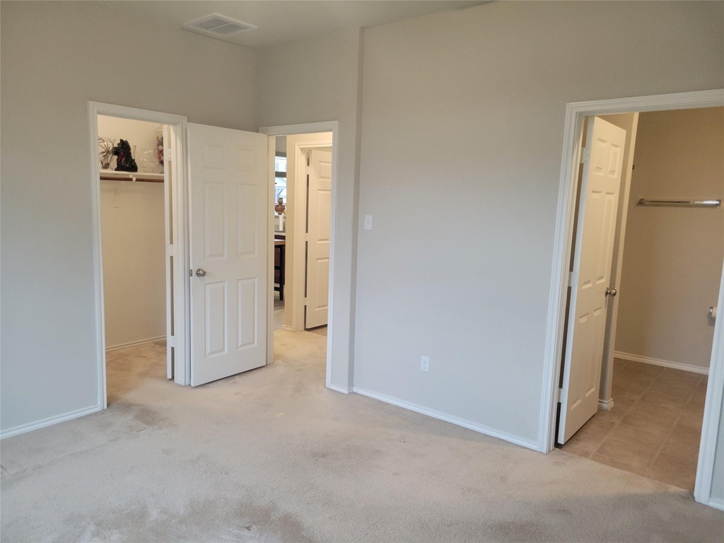 221 Compania Dr - Photo 14