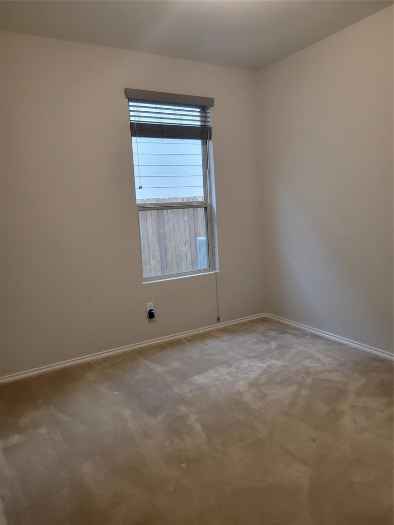 221 Compania Dr - Photo 19