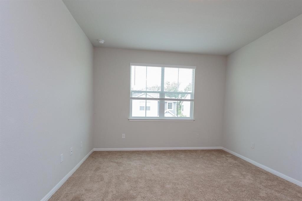 14614 Frankel Loop - Photo 11