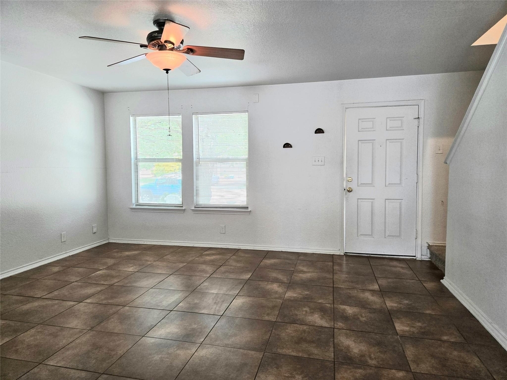 161 Beech Dr - Photo 2