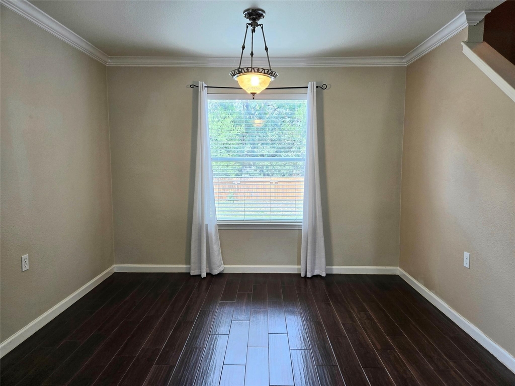 809 Sheraton Ave - Photo 4