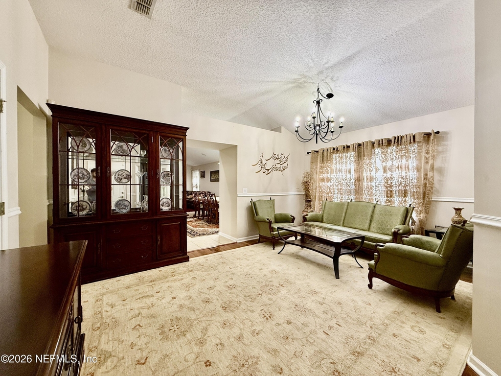 4182 Victoria Lakes Drive W - Photo 2