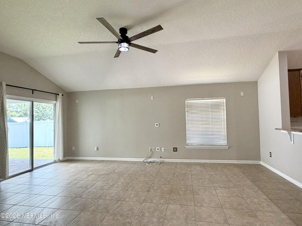 1919 Derringer Road - Photo 7