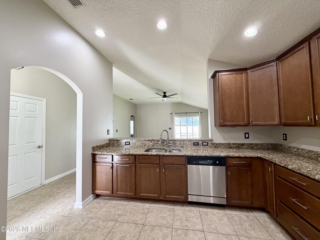 1919 Derringer Road - Photo 4