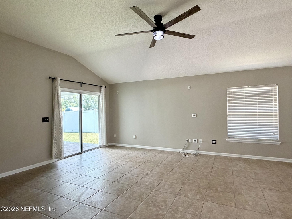 1919 Derringer Road - Photo 10