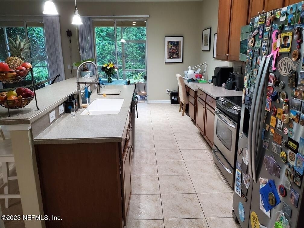 14086 Mahogany Avenue - Photo 6