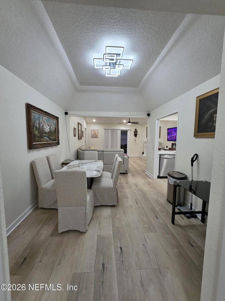 7411 Colony Cove Lane - Photo 4