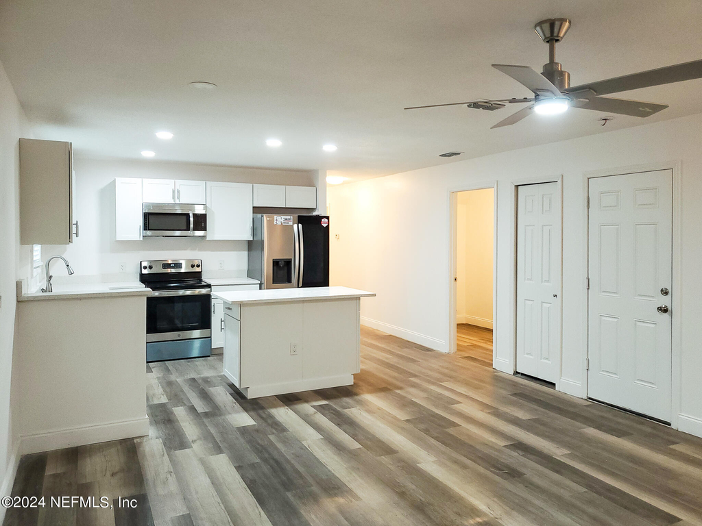 223 Monterey Boulevard - Photo 4