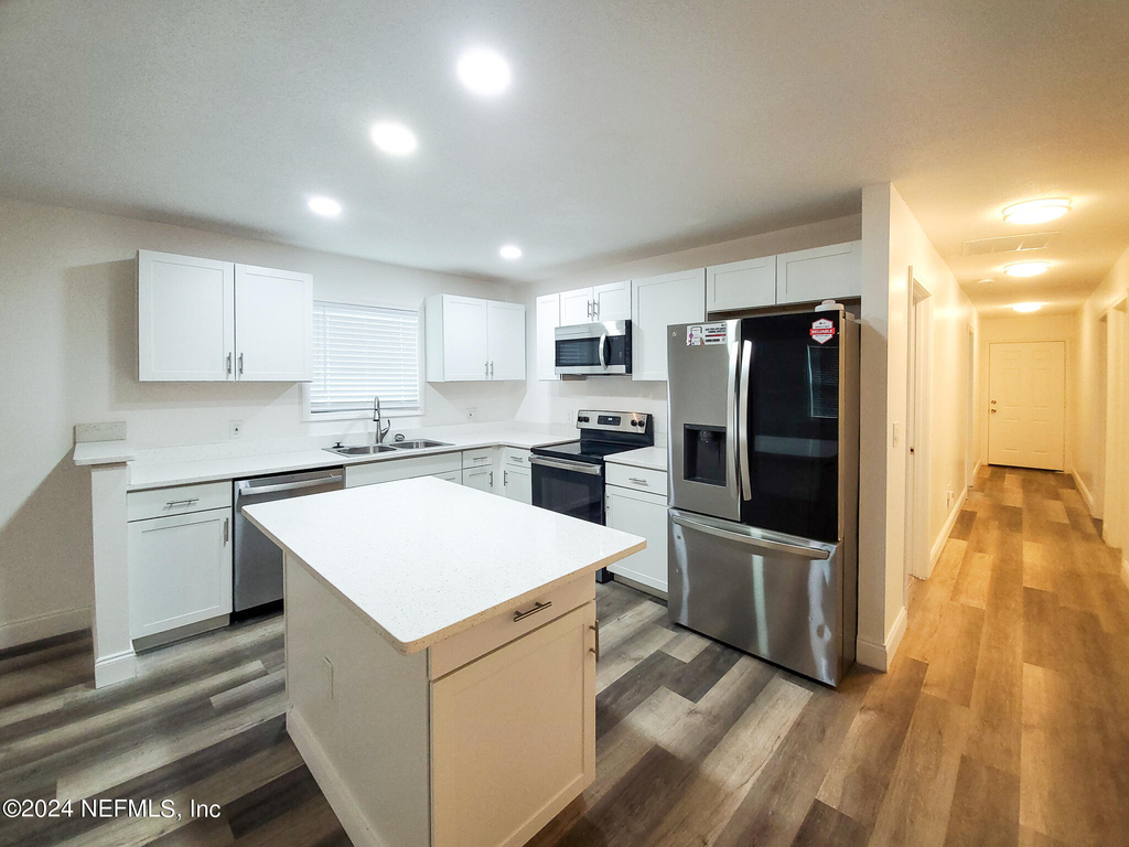 223 Monterey Boulevard - Photo 6