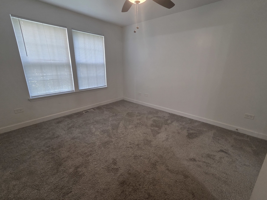 2213 Camden Lane - Photo 7
