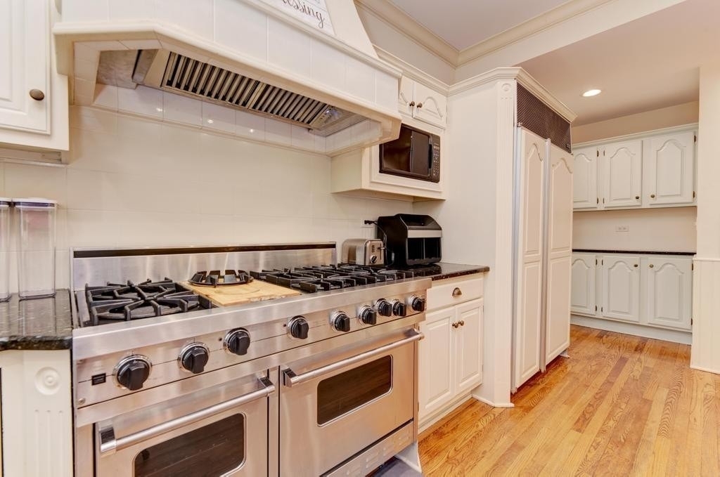 1499 Sheridan Road - Photo 18