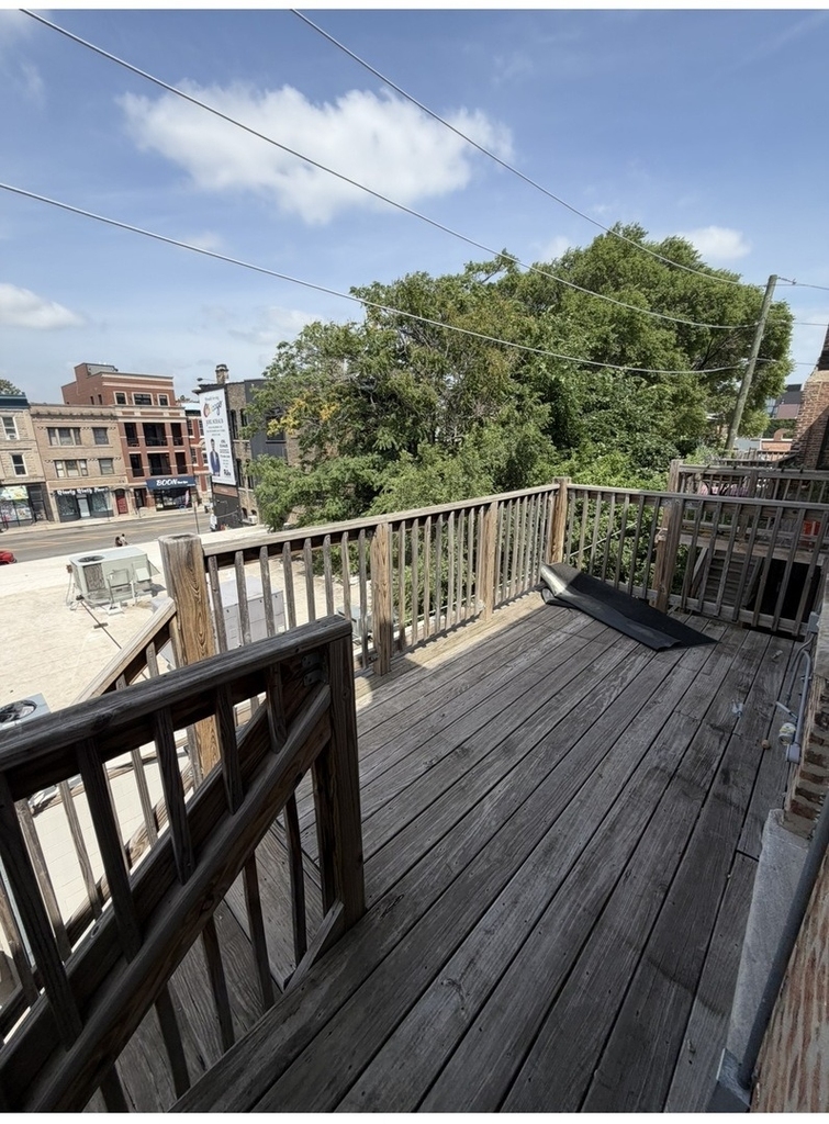 732 W Roscoe Street - Photo 13
