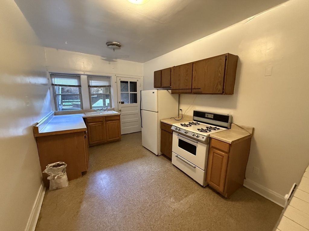 3148 Harlem Avenue - Photo 2