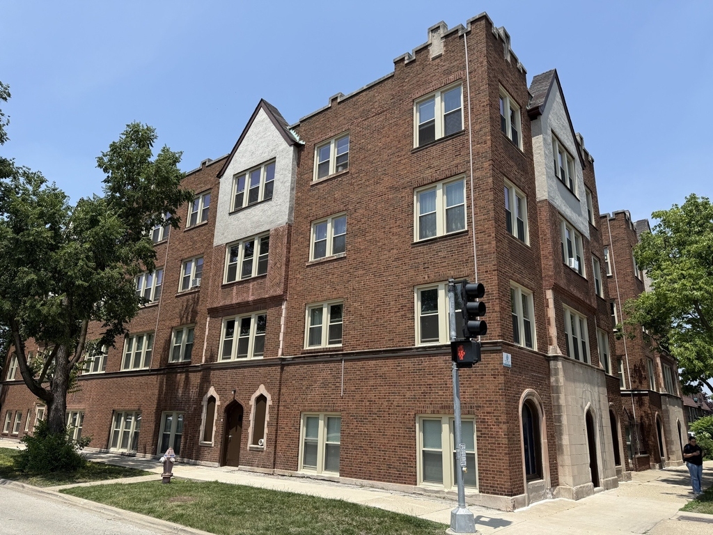3148 Harlem Avenue - Photo 0