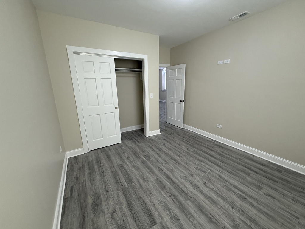 3150 Harlem Avenue - Photo 4