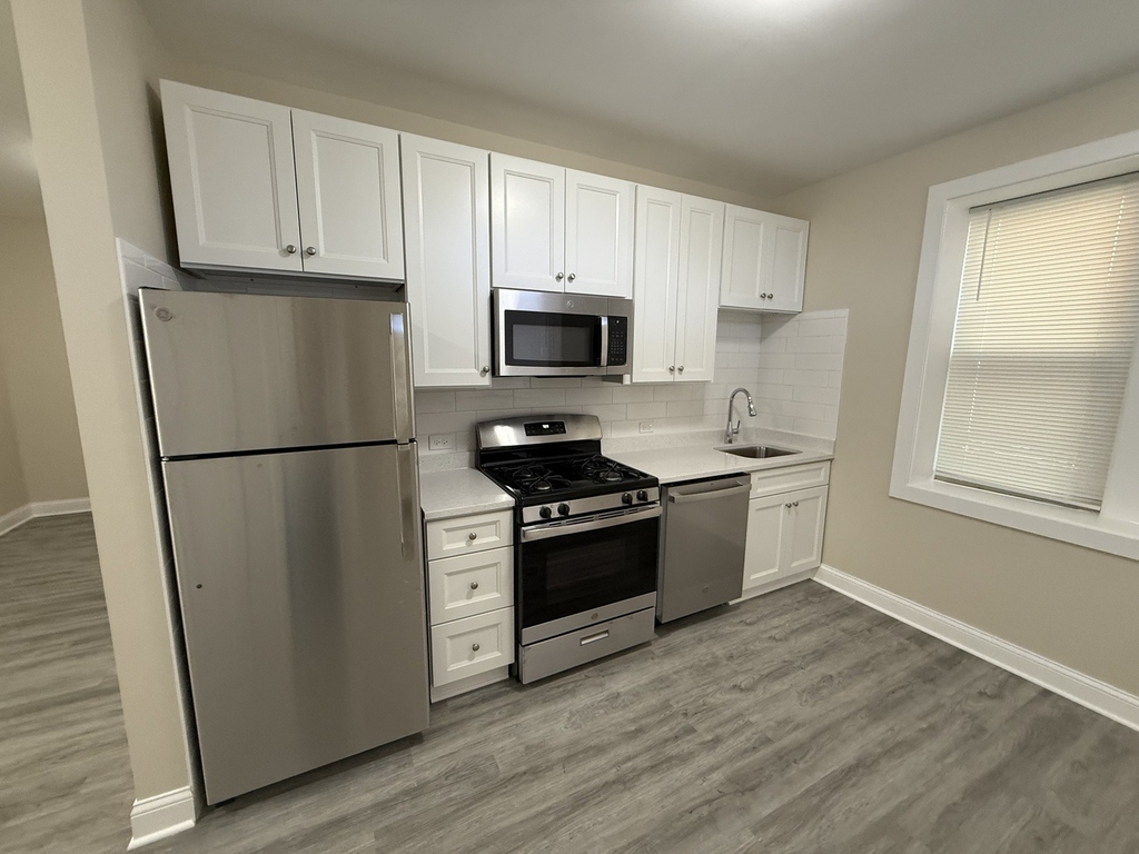 3150 Harlem Avenue - Photo 5