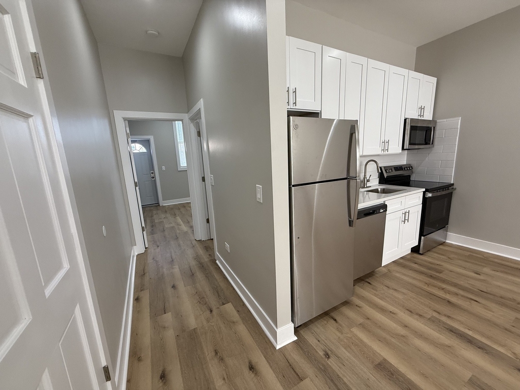 3151 N Long Avenue - Photo 2