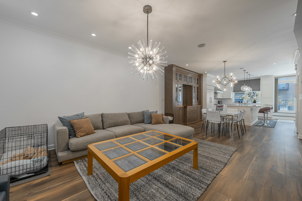 419 W Grand Avenue - Photo 1