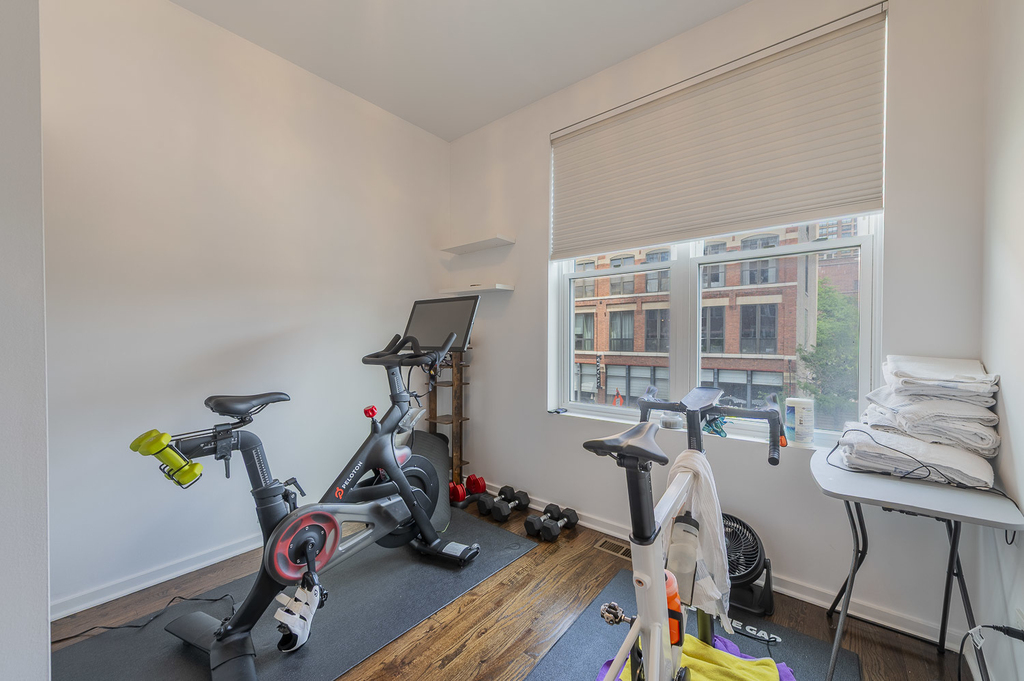419 W Grand Avenue - Photo 19