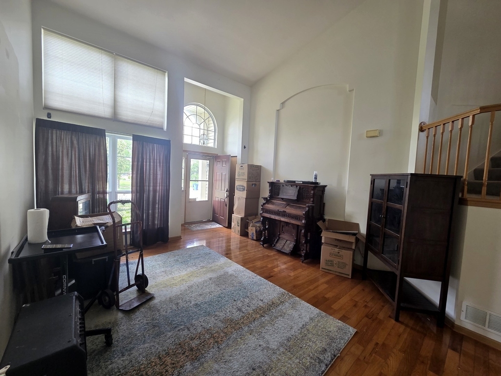 2800 E Bridleway Court - Photo 2