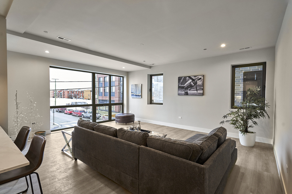 451 E Pershing Avenue - Photo 6