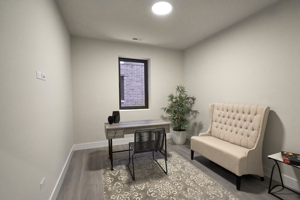 451 E Pershing Avenue - Photo 7