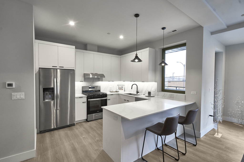 451 E Pershing Avenue - Photo 14