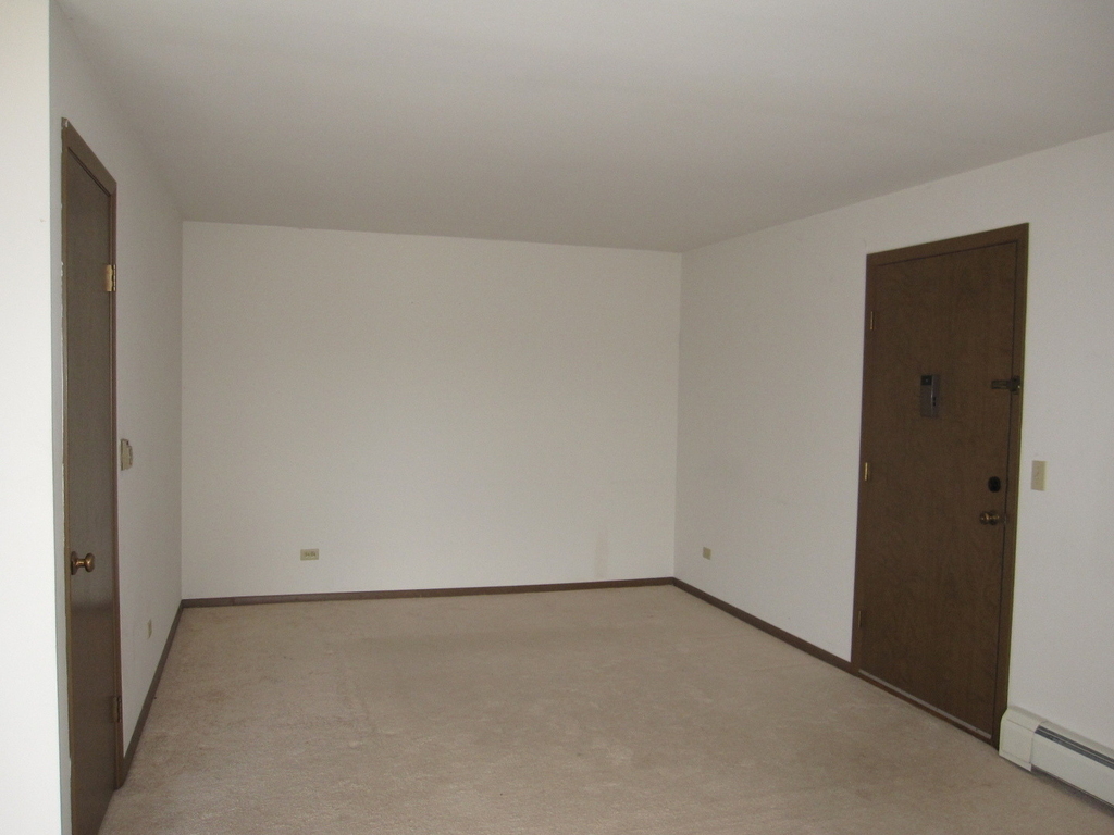 428 Cavalier Court - Photo 3