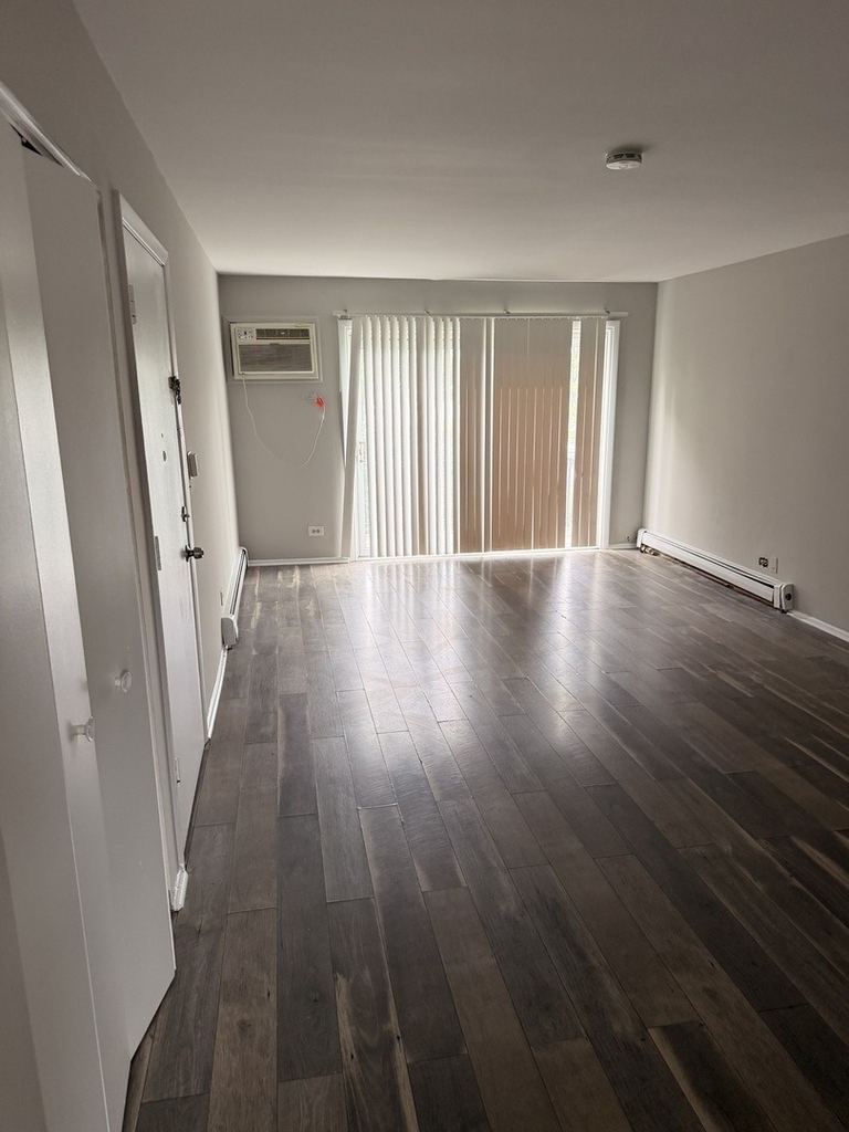 10479 Dearlove Road - Photo 4