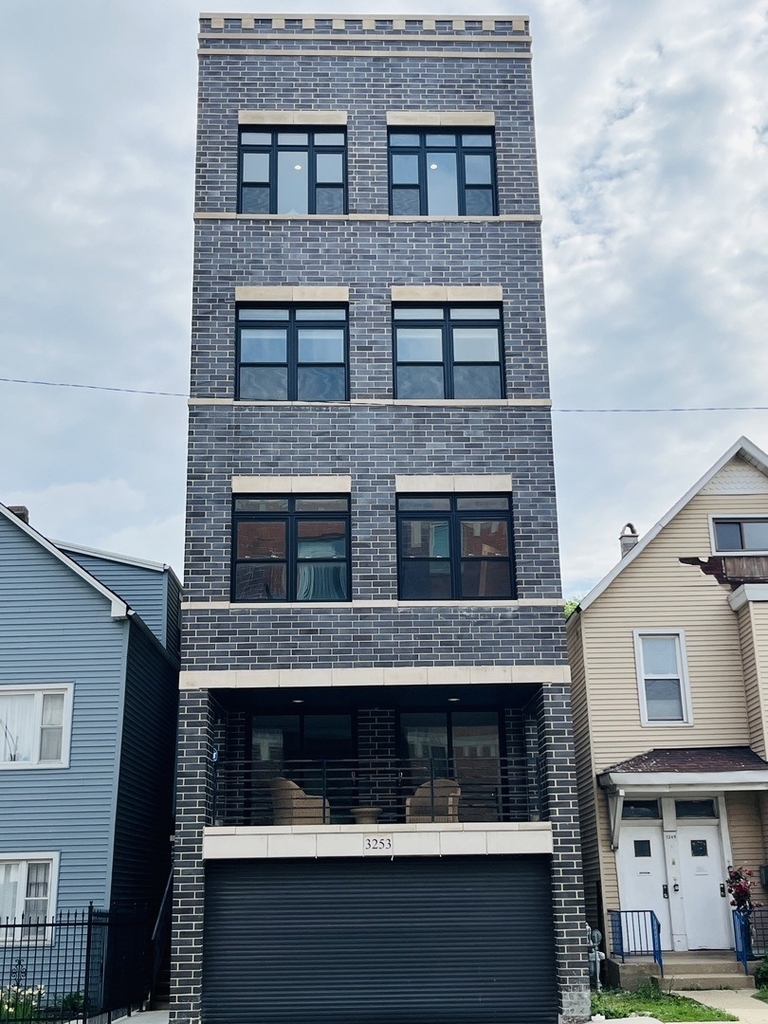 3253 N Elston Avenue - Photo 1