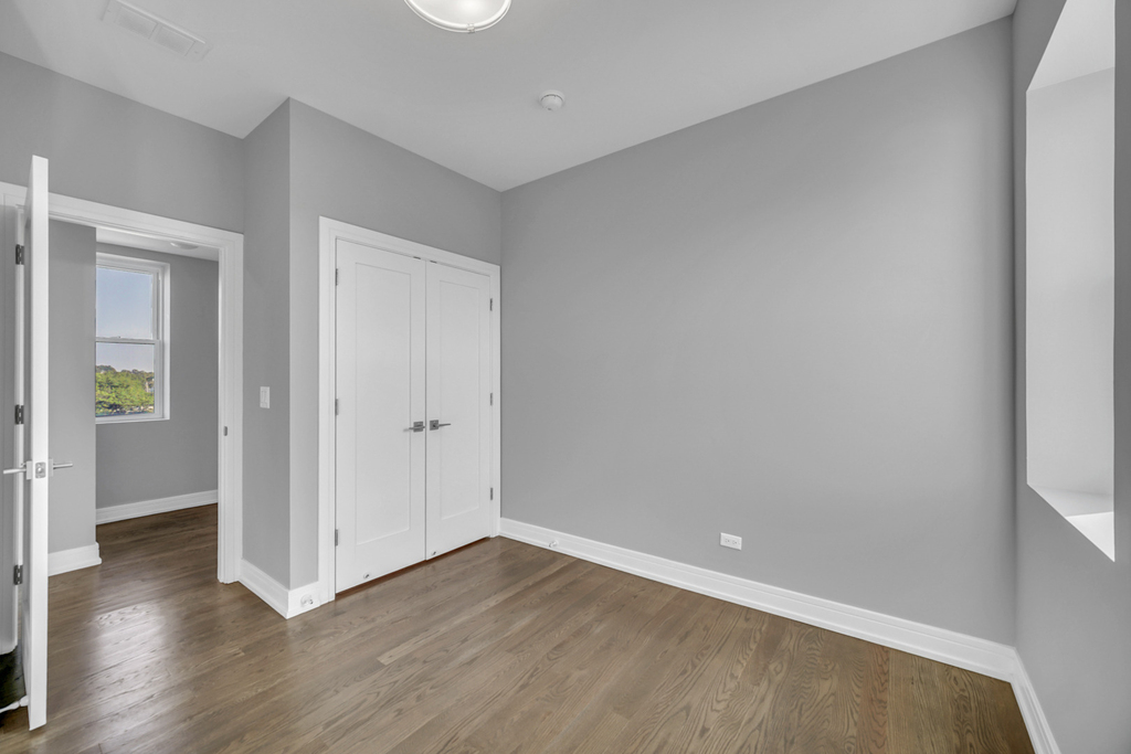 3253 N Elston Avenue - Photo 9