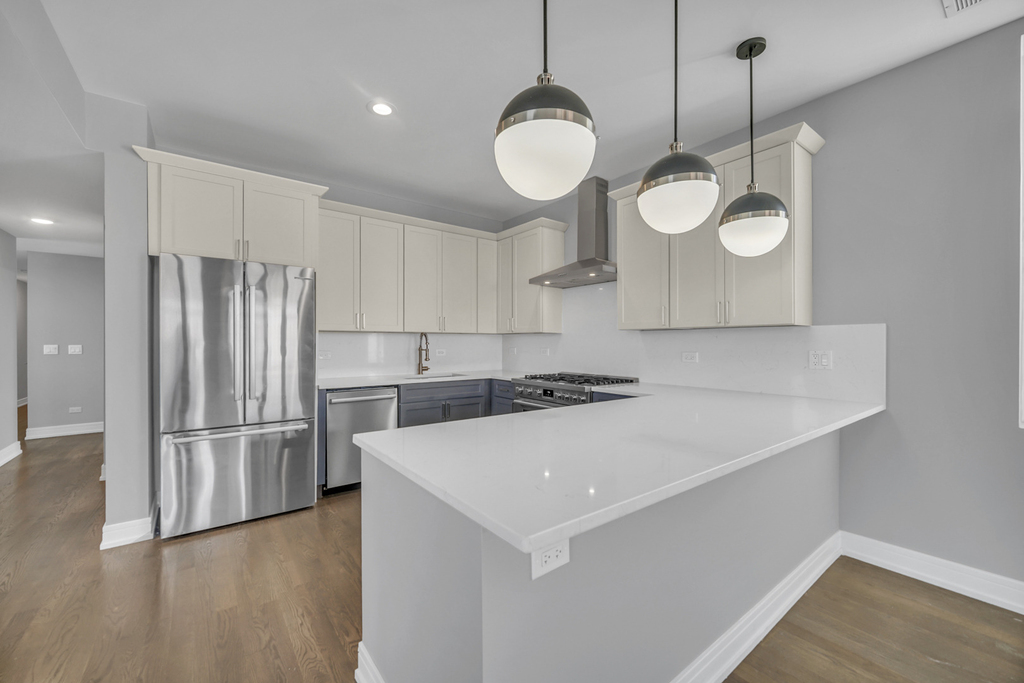 3253 N Elston Avenue - Photo 4