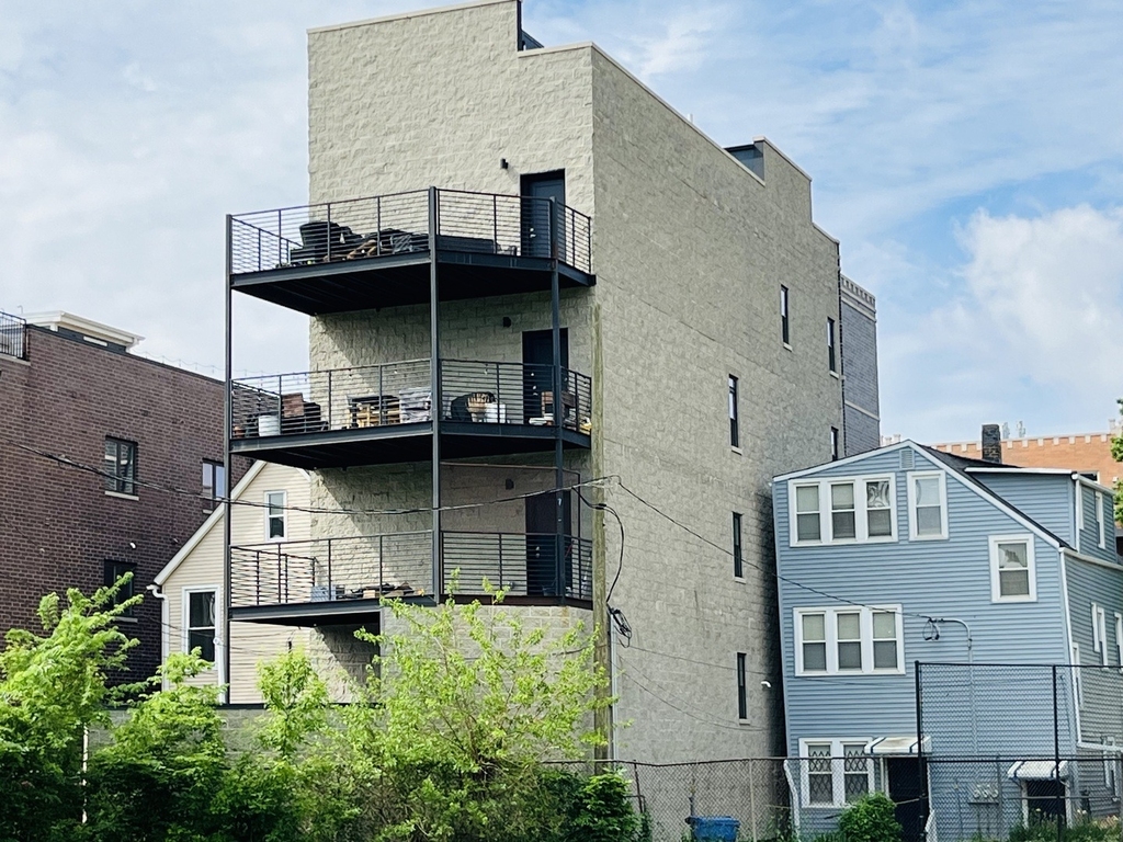 3253 N Elston Avenue - Photo 19