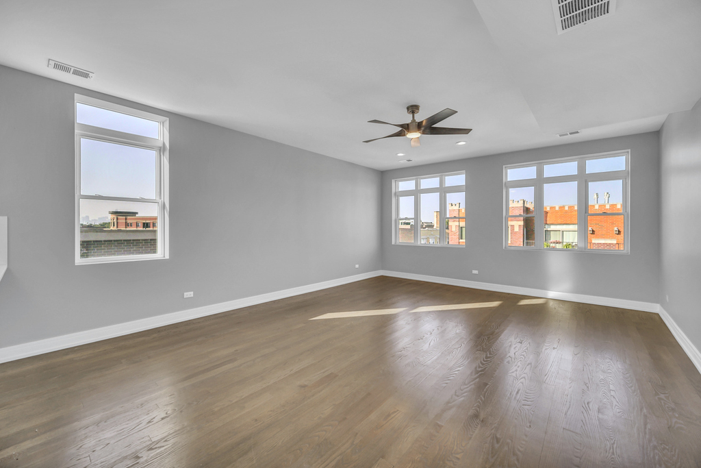 3253 N Elston Avenue - Photo 2