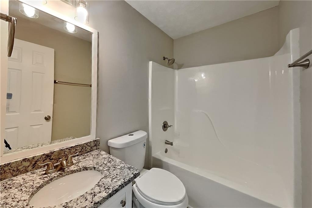 7240 Coral Lake Drive - Photo 16