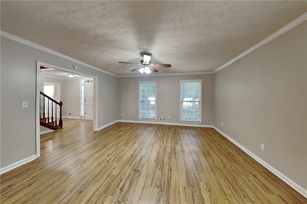 1302 Milstead Trace Ne - Photo 3