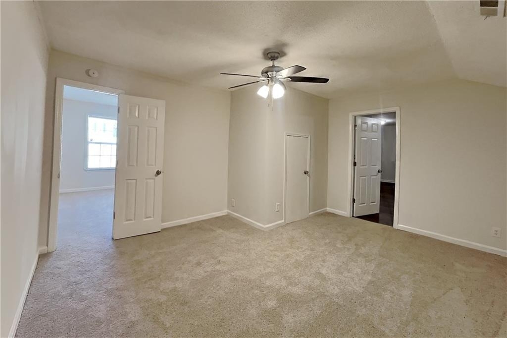 6460 River Hill Drive - Photo 3