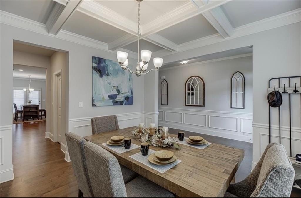 2055 Sorrento Court - Photo 2