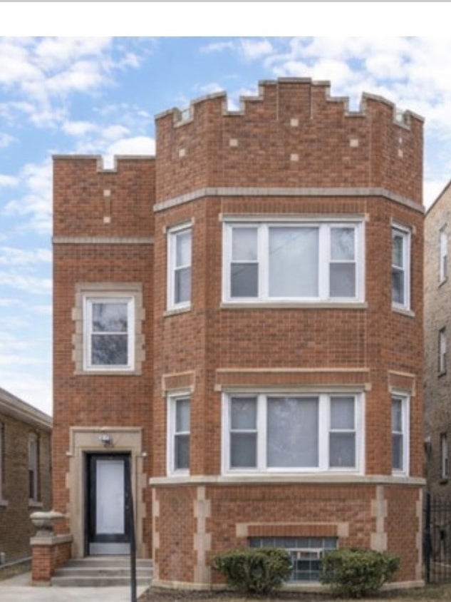8210 S Justine Street - Photo 0