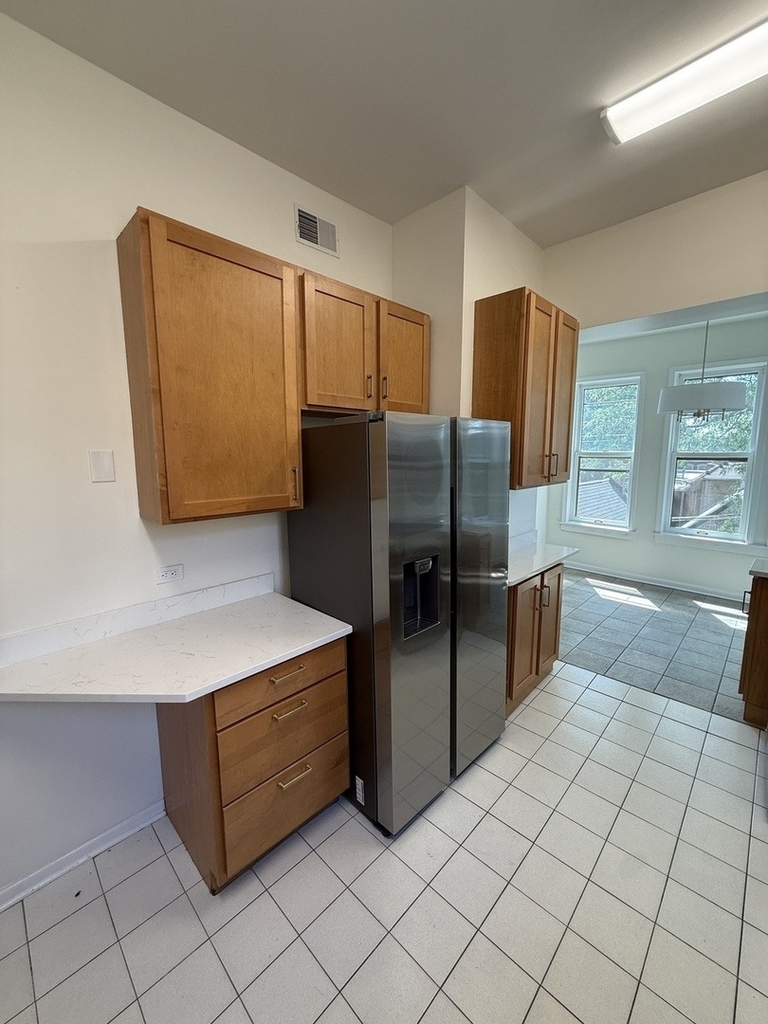 2022 N Seminary Avenue - Photo 16