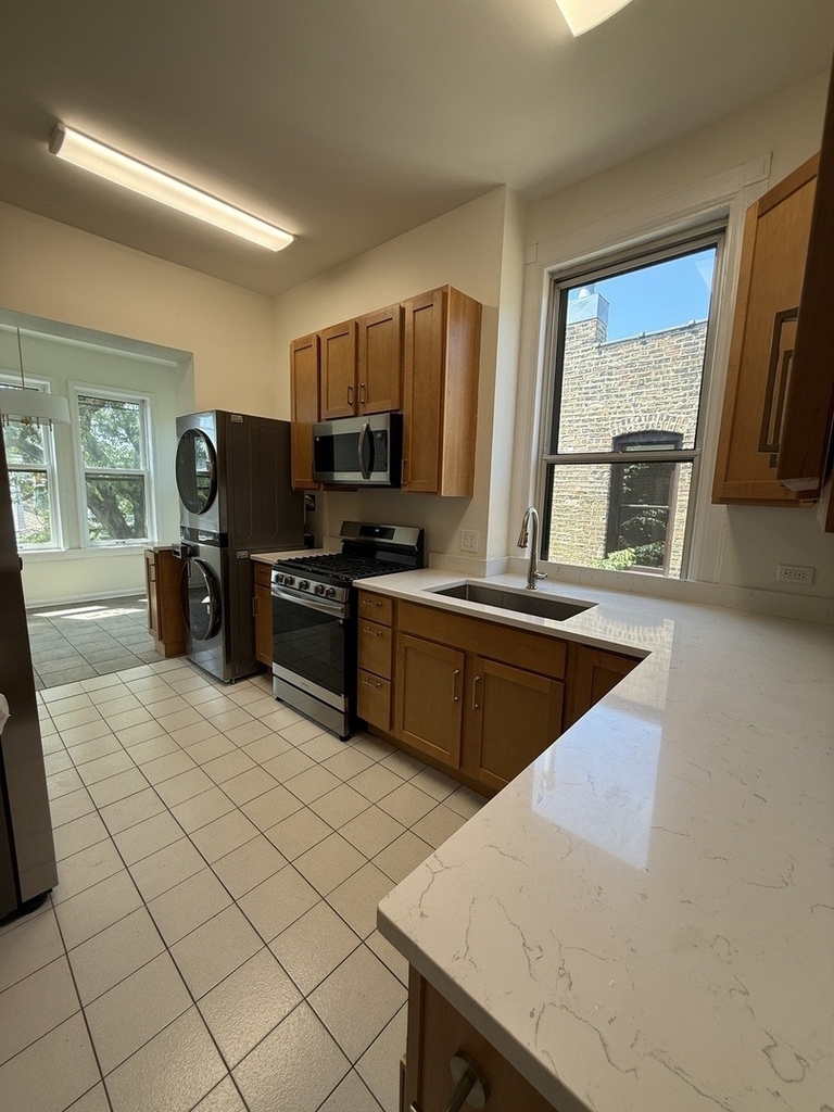 2022 N Seminary Avenue - Photo 13