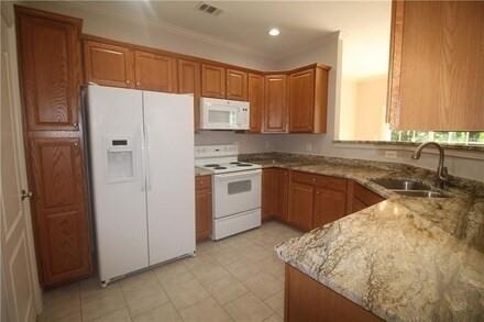 3082 Brockenhurst - Photo 3