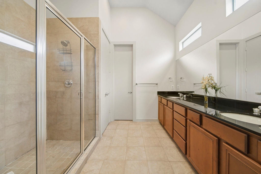 4036 Center Street - Photo 19