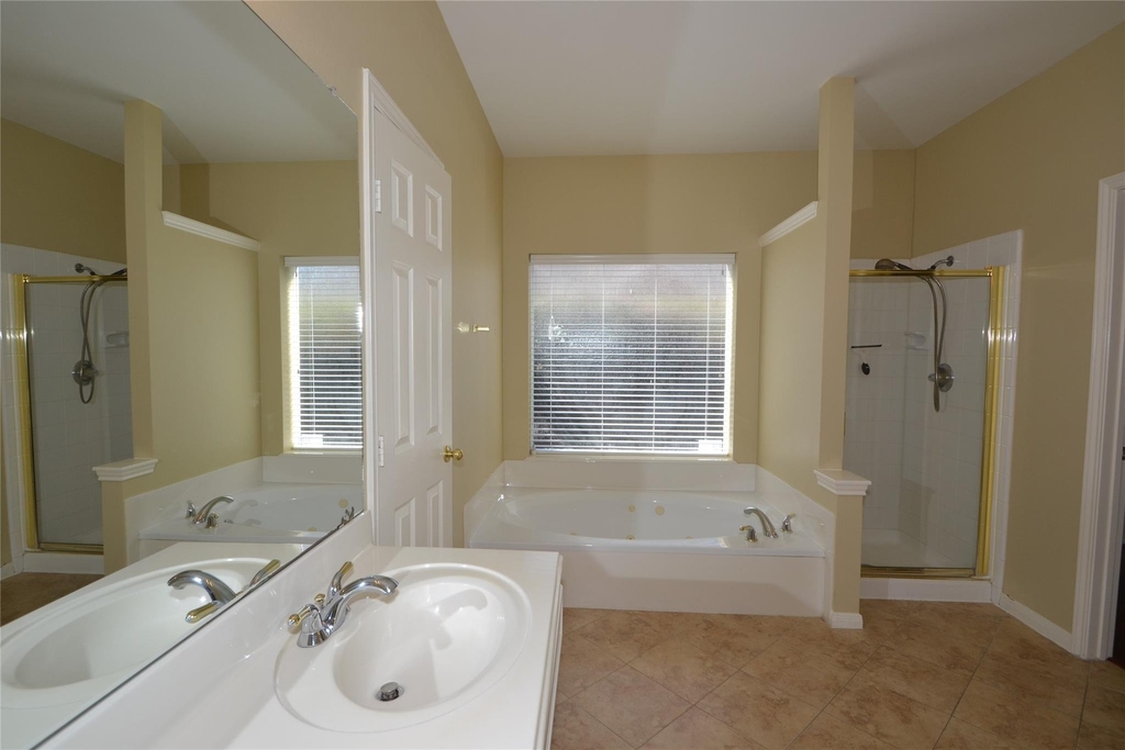 1711 Emma Cove Court - Photo 10
