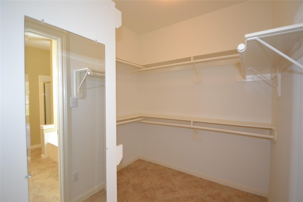 1711 Emma Cove Court - Photo 24