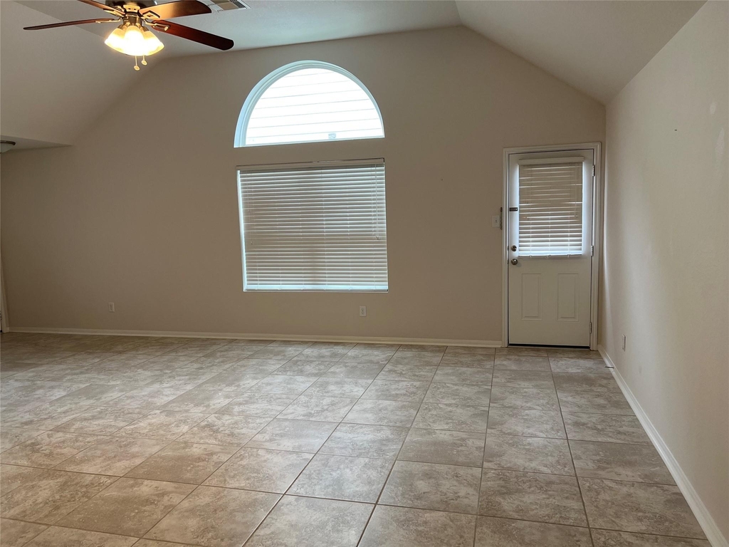 14834 Waverly Hill Lane - Photo 11